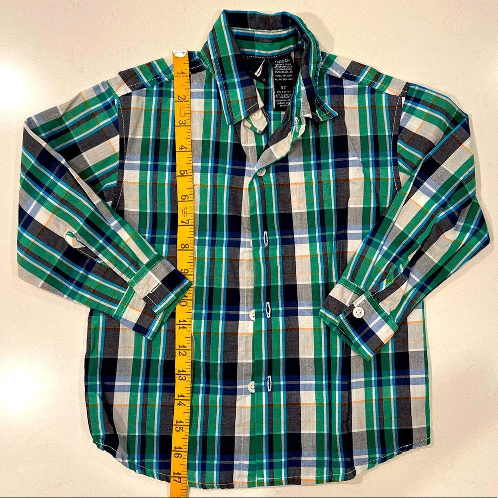 Nautica toddler long sleeve plaid button down shirt size 3T